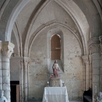 Le choeur du 12ème siècle vu vers l'est (2002)