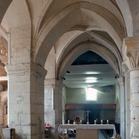 La première travée du choeur et la base du clocher vus vers l'ouest (2002)