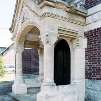 Le porche de la façade ouest (2006)