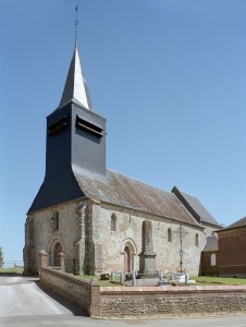 L'église vue du sud-ouest (2005)