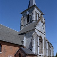 La chapelle sud et le clocher vus du sud-ouest (2005)