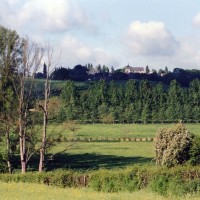 L'église dans son environnement vue du nord (2003)