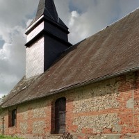 Vue partielle de l'église depuis le  sud-est (2004)