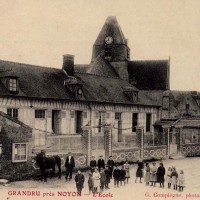 L'église et son environnement avant la Grande Guerre