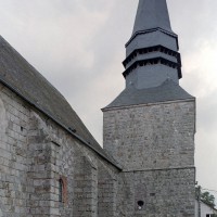 Le clocher et la nef vus de l'ouest (2005)
