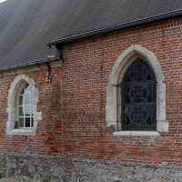 Vue partielle du mur sud de la nef et du choeur depuis le sud-est (2005)