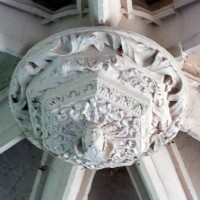 Clef de voûte de l'abside (2005)