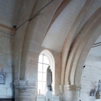 Travée précédent l'abside vue vers le nord-est (2007)