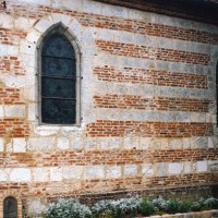 Vue partielle du mur sud de la nef depuis le sud-ouest (2003)