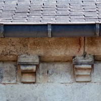 Corniche au sud de la nef (2004)