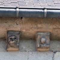 Corniche au sud de la nef (2004)