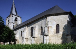 L'église vue du sud-est (2004)