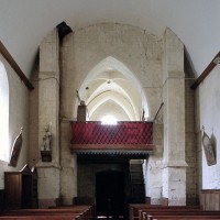 L'intérieur du clocher porche vu vers l'ouest (2005)