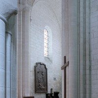 Le choeur vu vers le nord-est depuis le bras sud du transept (2001)