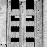 Baies de l'étage du beffroi de la face sud de la tour nord (1970)