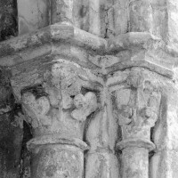 Chapiteaux de l'arcade ouest du bras nord du transept (1993)