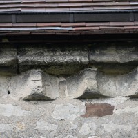 La corniche du mur gouttereau sud de l'église (2016)