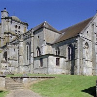 L'église vue du sud-est (2001)