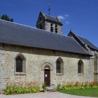 L'église vue du sud-ouest avant les restaurations (2002)