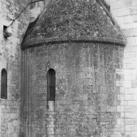 L'absidiole du bras nord du transept, reconstruite au 19ème siècle à l'identique de celle du 11ème siècle, sur le modèle de celle du sud (1974)