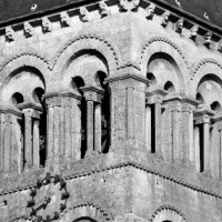 Le second étage du clocher-porche vu du sud-ouest (1975)