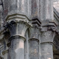 Chapiteaux d'une pile de la croisée du transept (2006)