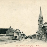 La rue principale et l église en 1906