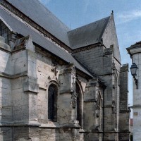 Le bas-côté sud de la nef et le bras sud du transept vus du sud-ouest (2006)