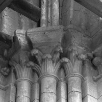 Chapiteaux de la croisée du transept (1997)