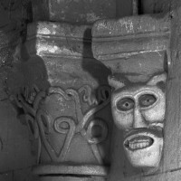 Retombée de voûte et de l'arc-doubleau entre les seconde et troisième travée de la nef (1995)