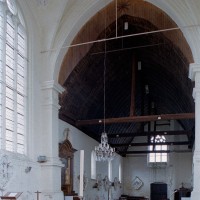 L'intérieur de l'église vu vers le sud-ouest (2003)