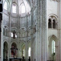 La croisée du transept et le choeur vus vers le sud-est (2003)