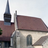 Vue partielle de l'église depuis le sud (2008)