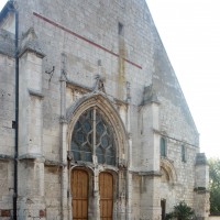 La façade de l'église vue du nord-ouest (2015)