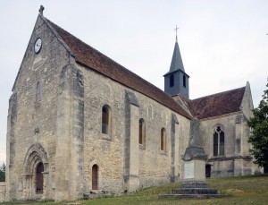 L'église vue du sud-ouest (2015)