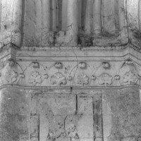Chapiteaux à la retombée nord de l'arcade ouest de la croisée du transept (1995)