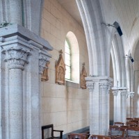 Les arcades sud de la nef vues vers le sud-ouest (2007)