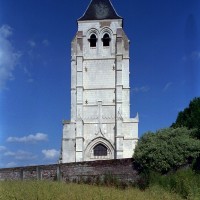 Le clocher-porche vu de l'ouest (2003)
