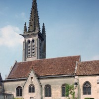 Vue partielle de l'église depuis le sud (2001)