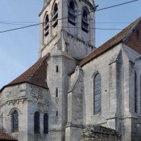 Vue partielle de l'église depuis le sud-est (2008)