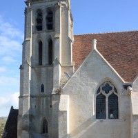 Vue de la partie ouest de l'église depuis le sud (2016)