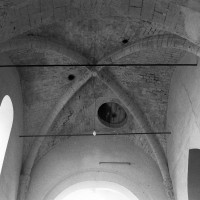 La voûte d'ogives de la dernière travée de la nef vue vers l'est (1995)
