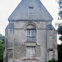 La façade ouest de l'église