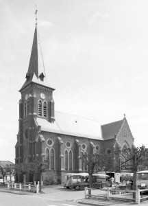 L'église vue du sud-ouest (1979)