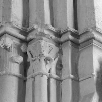 Chapiteaux de la nef (1996)