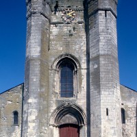 La façade ouest de l'église (1995)