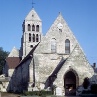 La nef et le clocher vus du nord-ouest (1973)