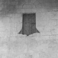 La porte d'accès au clocher vue vers le nord (1972)