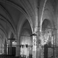 Les arcades nord de la nef vues vers le nord-ouest (1997)