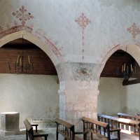 Vue partielle du mur nord de la nef (2004)